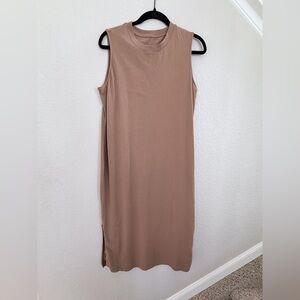 Everlane stretch round neck maxi dress